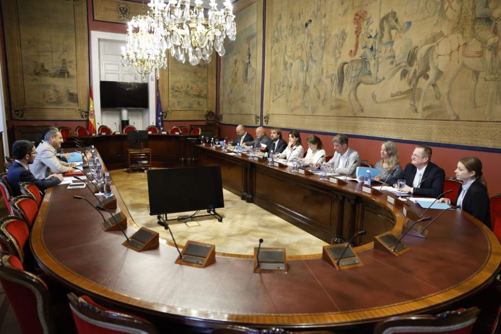 navsteva-delegace-volebniho-vyboru-poslanecke-snemovny-v-madridu-a-barcelone